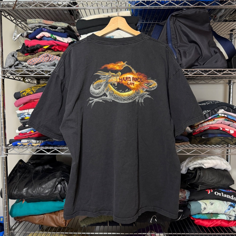 Vintage Y2K Hard Rock Cafe T-Shirt Mens 2XL Black New York City Dragon Flames
